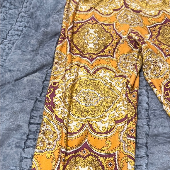 Novella Royale Yellow and Maroon iris bells tangerine dial - Picture 3 of 7